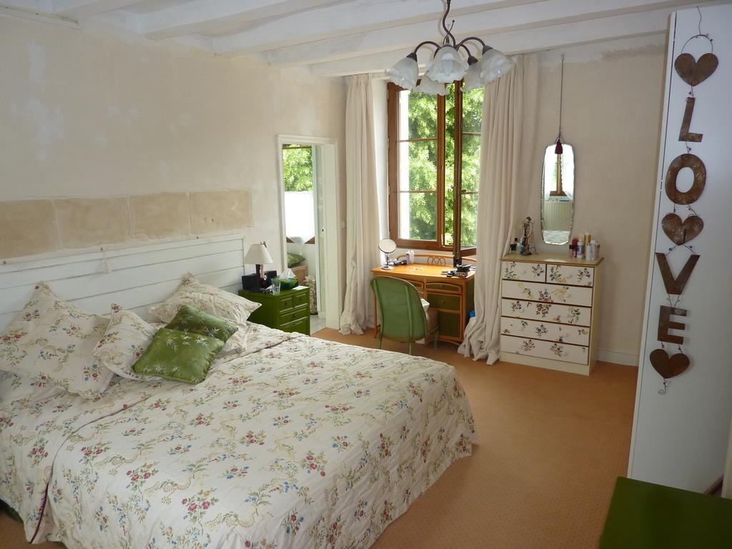 Bed and Breakfast La Cle Des Jardins Nouatre Номер фото
