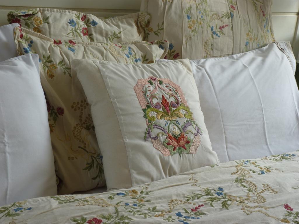 Bed and Breakfast La Cle Des Jardins Nouatre Номер фото
