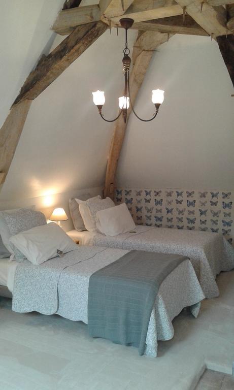 Bed and Breakfast La Cle Des Jardins Nouatre Экстерьер фото