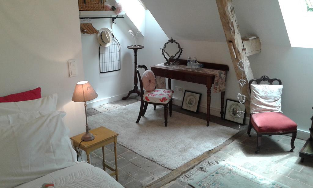 Bed and Breakfast La Cle Des Jardins Nouatre Экстерьер фото