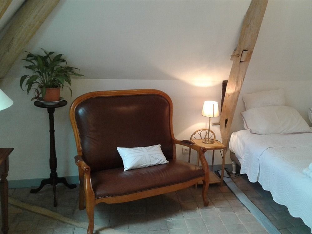 Bed and Breakfast La Cle Des Jardins Nouatre Экстерьер фото